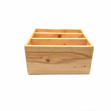 Cutlery box in the unusually small size 24 cm x 24 cm