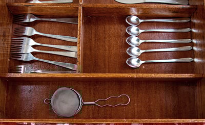 Maßgeschreinerter Besteckkasten