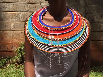 Maßgefertigte vierstufige Maasai Halskette