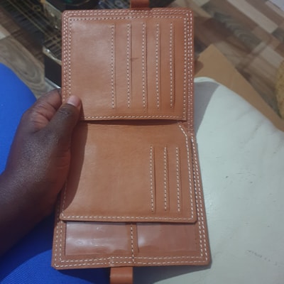 custom made wallet with the outer dimensions H200mmX B125mm within custom made realization