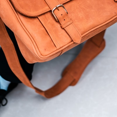 maßgefertigte Laptoptasche (sleeve) aus Leder