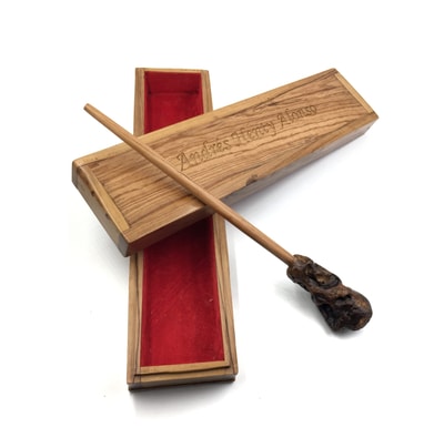 Maßgefertiger "echter" Zauberstab