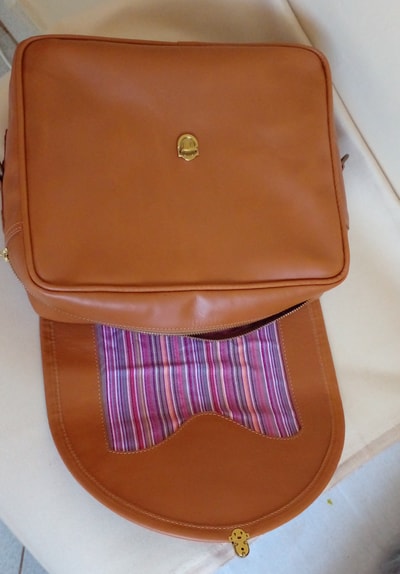 custom made anti-theft ladies handbag made from leather within custom made realization