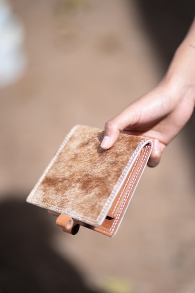 custom made wallet with the outer dimensions H200mmX B125mm