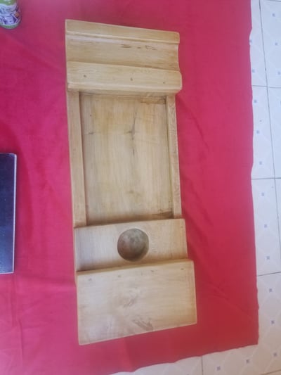 custom made bathtub board for a notbook and a wine glass within custom made realization