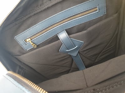 Custom made blue laptop bag for a 15.6" laptop within custom made realization