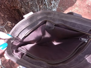 Wie man Maßgefertigte Leder-Tote-Bag mit Reißverschluss herstellt – Arbeitsschritte