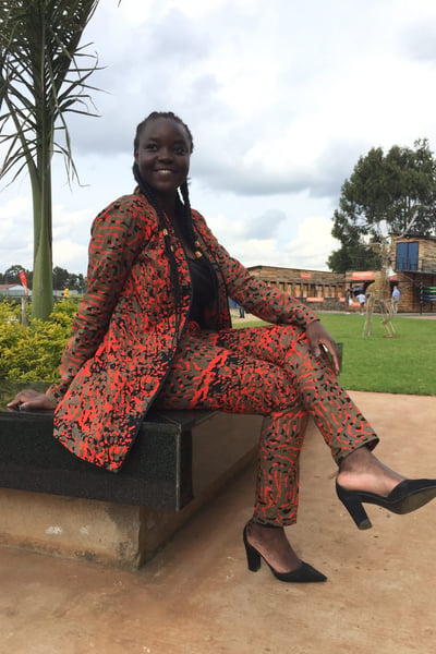 komplettes Kitenge-Anzug-Outfit
