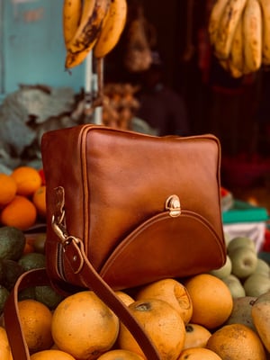 Maßgefertigte diebstahlsichere Damenhandtasche - Design Ideen und Vorschläge vom Handwerker