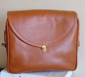 Wie man Diebstahlsichere Damenhandtasche nach Maß herstellt – Arbeitsschritte
