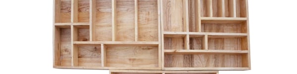 3 cutlery drawers