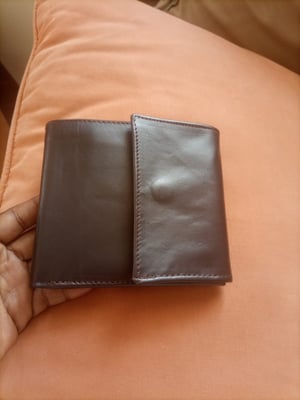 How to make a Custom-Made Leather Wallets With Coin Pocket – work in progress