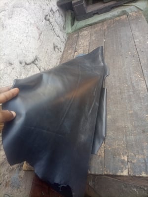 How to make a Custom-Made Leather Wallets With Coin Pocket – work in progress
