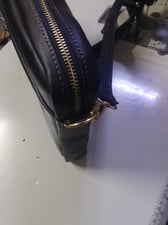 Wie man Laptoptasche aus Leder nach Maß mit Kofferschlaufe herstellt – Arbeitsschritte