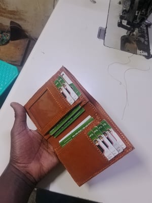 How to make a Custom Leather Wallet for 11 Cards – work in progress