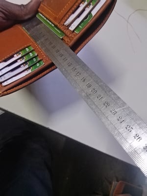 How to make a Custom Leather Wallet for 11 Cards – work in progress