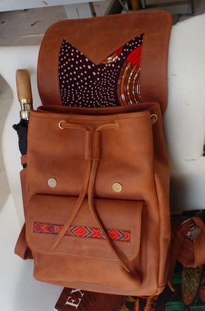 How to make a Custom made leather rucksack with a feminine look – work in progress