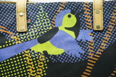 Maßgefertigte Tasche mit afrikanischen Mustern