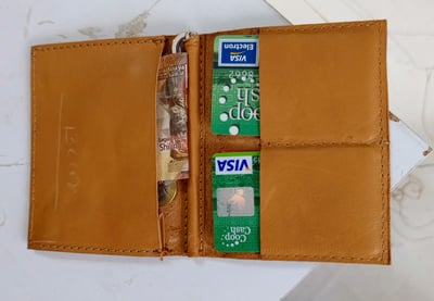 Custom Made Leather Wallet in saddle leather quality within custom made realization