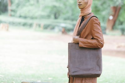 Custom made feminine leather tote bag