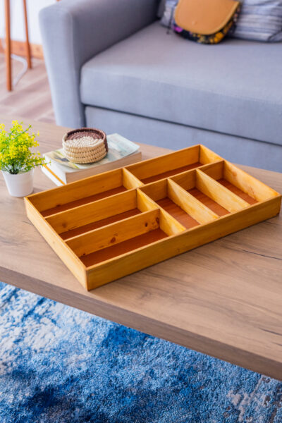 cutlery tray with the outer dimensions...31x48cm, height 5 c