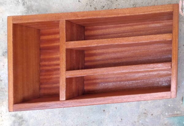 Cutlery tray with the dimensions: 200 mm wide, 450 deep