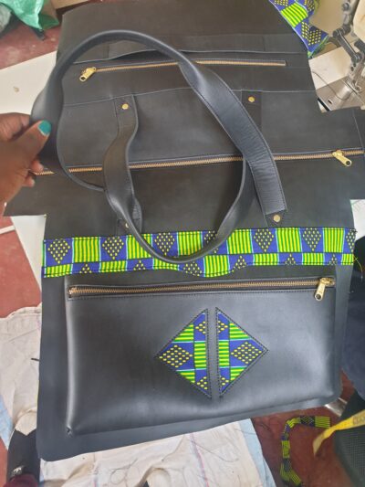 custom made laptop bag in landscape format within custom made realization