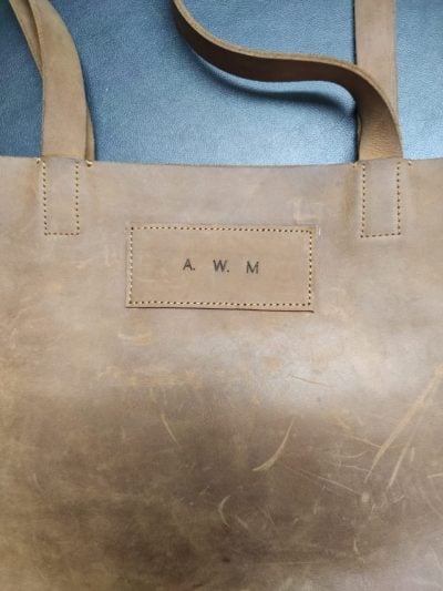 custom made feminin leather tote bag within custom made realization