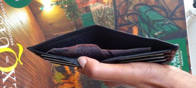 Schwarzes Leder Portemonnaie - Sonderanfertigung - 10x12 cm waehrend der Massanfertigung