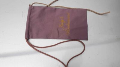 7 small drawstring bags made of cotton