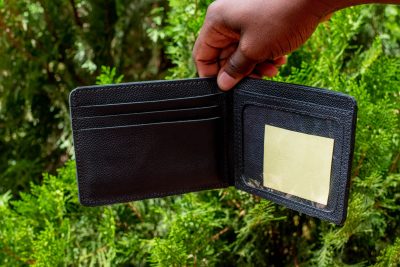 Maßgeschneidertes schwarzes Leder Portemonnaie