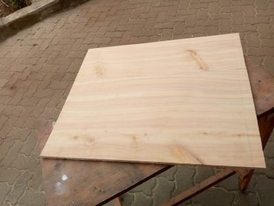 Maßanfertigung: 2 Besteckkästen aus Holz waehrend der Massanfertigung