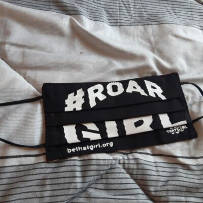 100 custom made face masks with logo "That Girl" within custom made realization