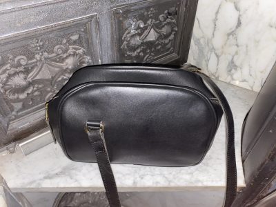 Tailor-made small black leather handbag photos from customer